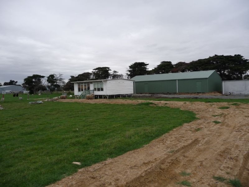 142 Fernside Drive, Bangholme VIC 3175