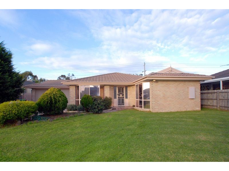 18 Lady Wellington Court, Patterson Lakes VIC 3197