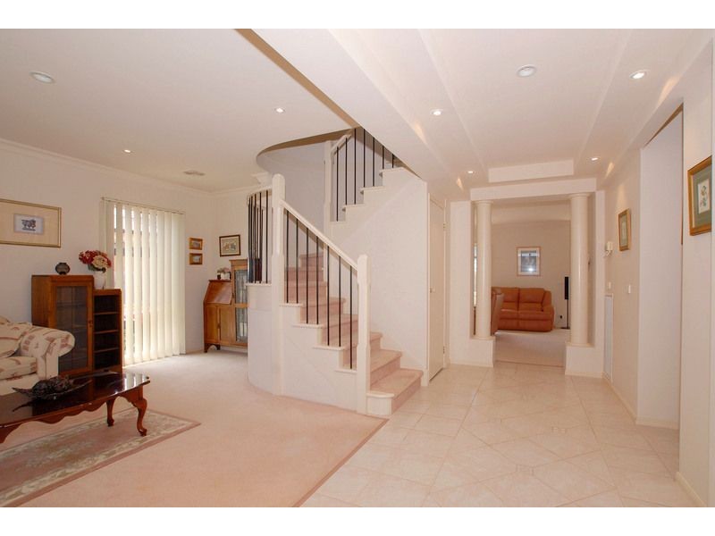 4 Tasman Court, Patterson Lakes VIC 3197