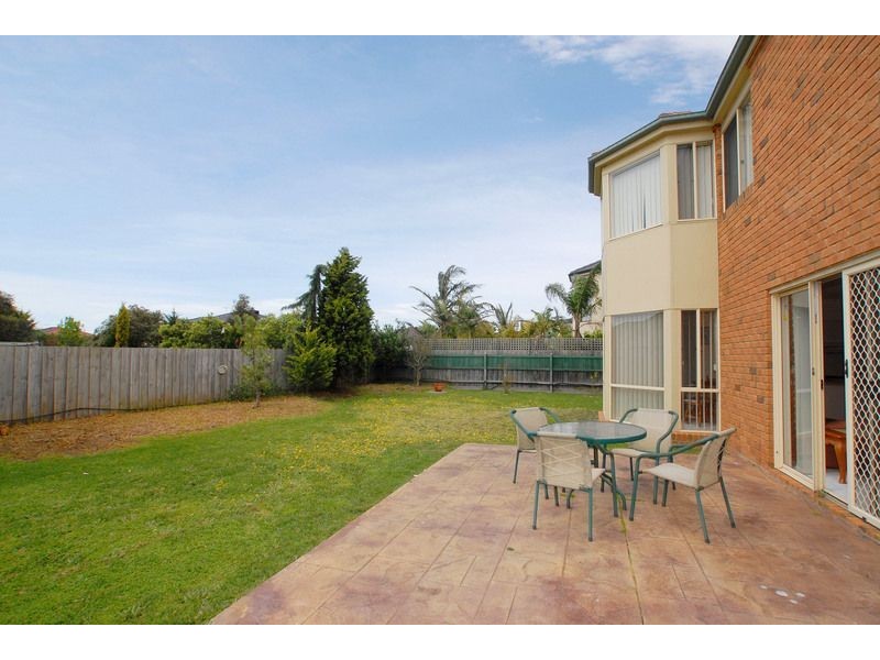 4 Tasman Court, Patterson Lakes VIC 3197