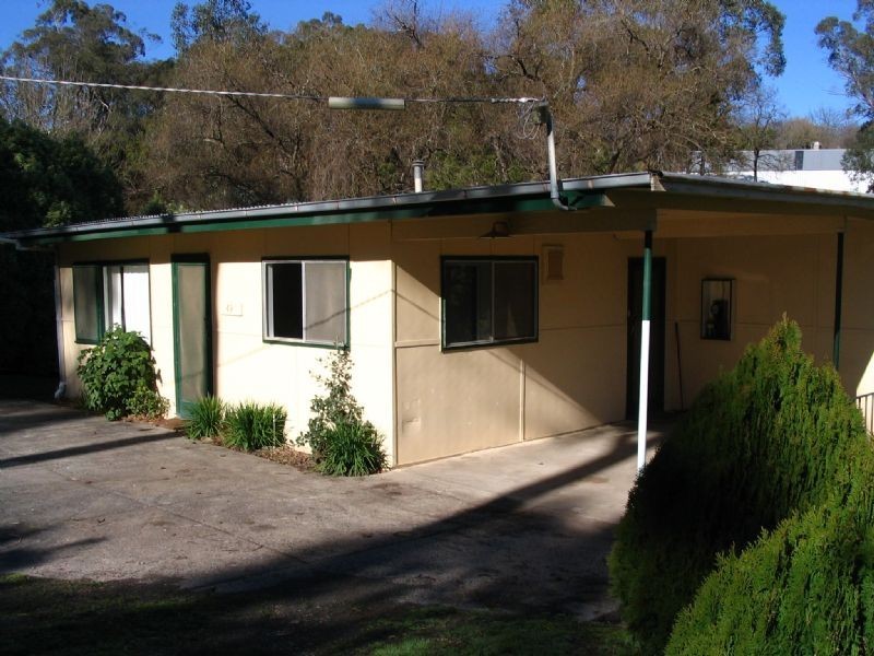 49 Railway Road, Seville VIC 3139