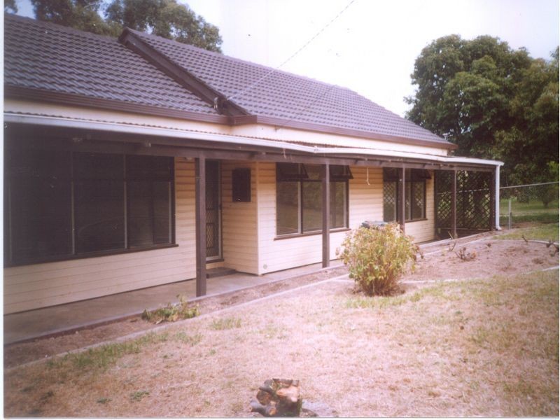 27 Delancey Road, Wandin North VIC 3139