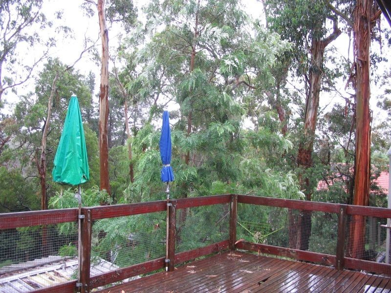 63 Commercial Road, Mount Evelyn VIC 3796