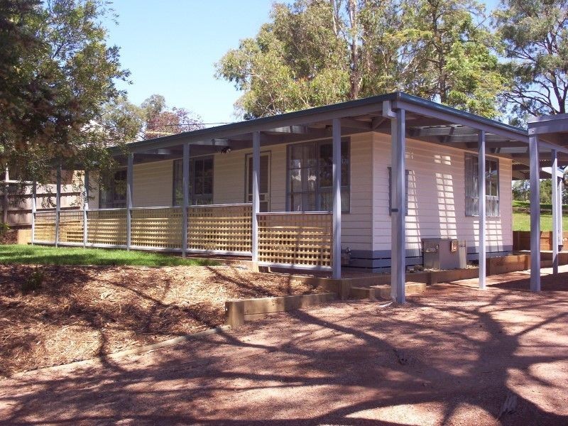 42 Old Warburton Road, Seville VIC 3139