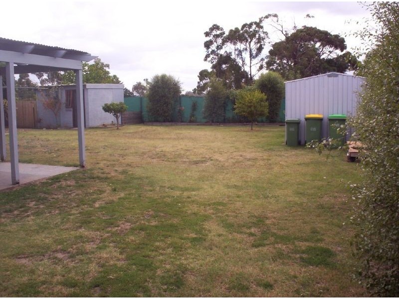 4 Hickman Place, Seville VIC 3139