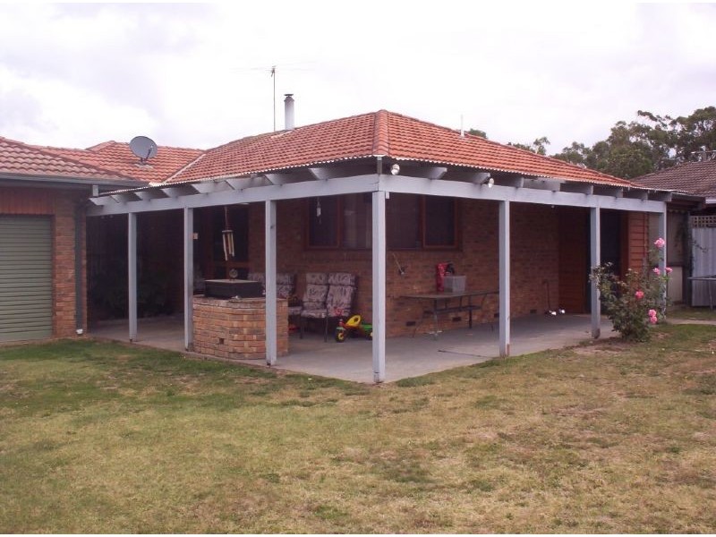 4 Hickman Place, Seville VIC 3139