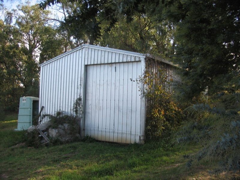300 Victoria Road, Seville VIC 3139