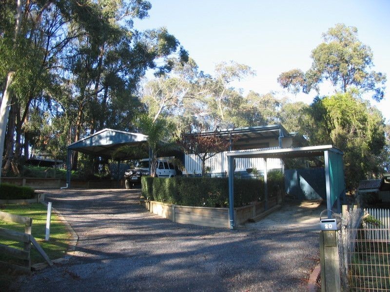 20 Alfred Street, Wandin North VIC 3139