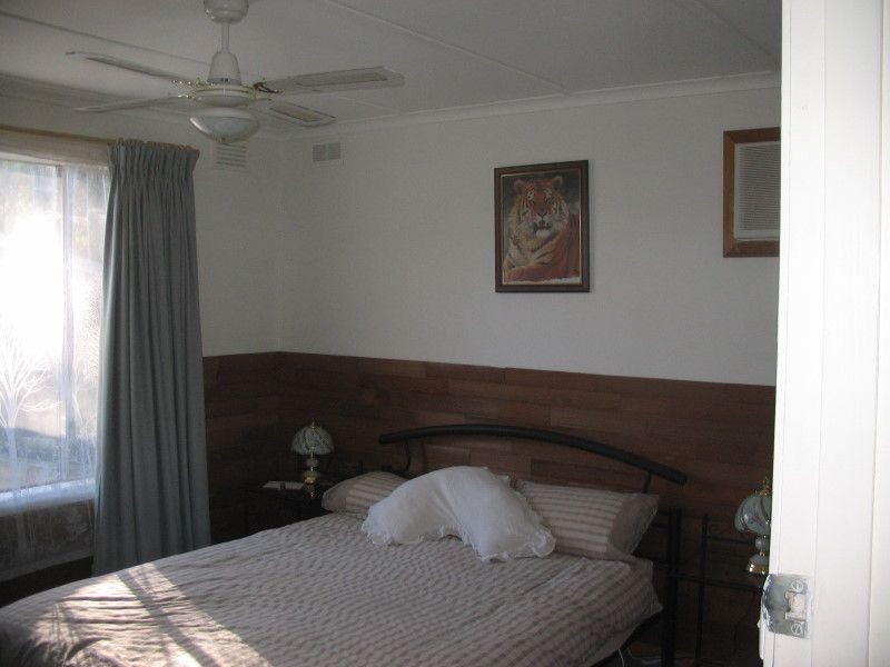 20 Alfred Street, Wandin North VIC 3139