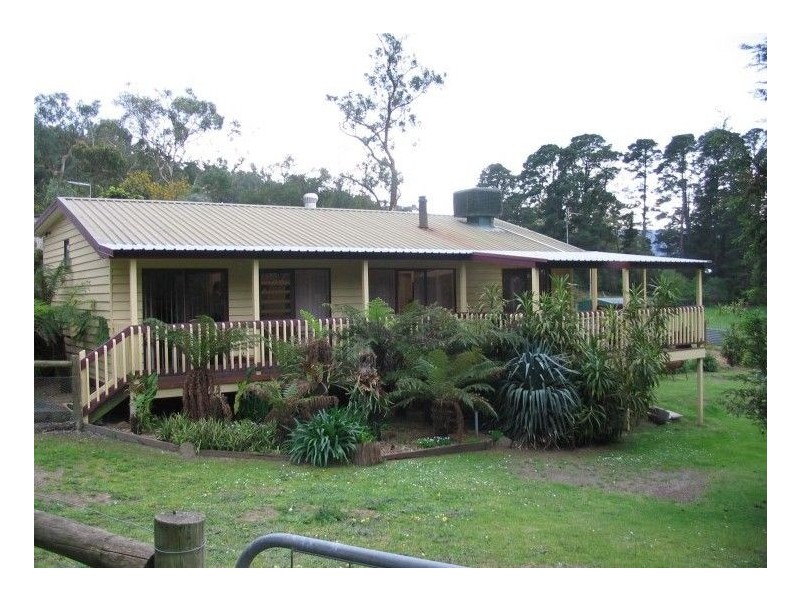 9 Eastview Avenue, Seville East VIC 3139