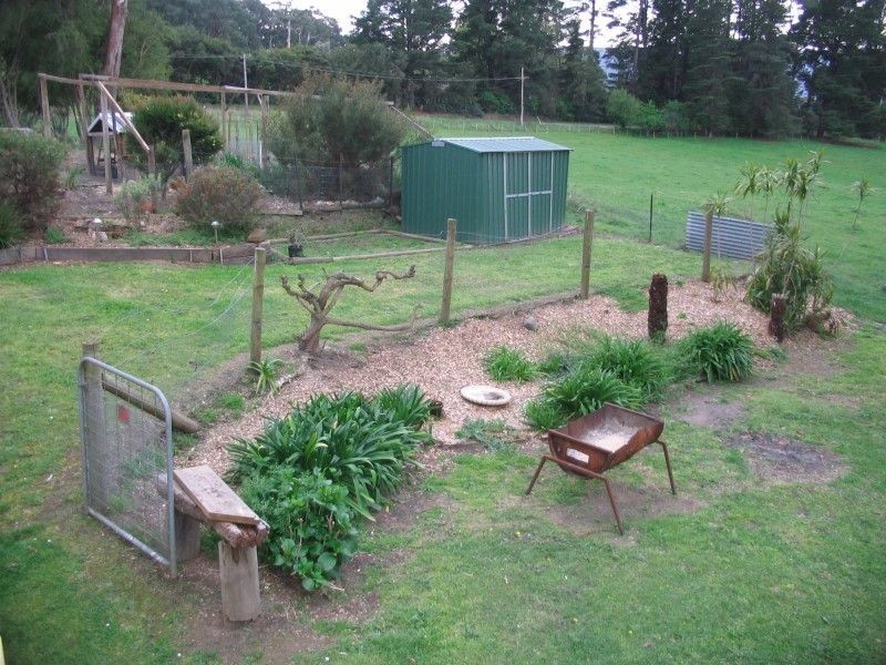 9 Eastview Avenue, Seville East VIC 3139