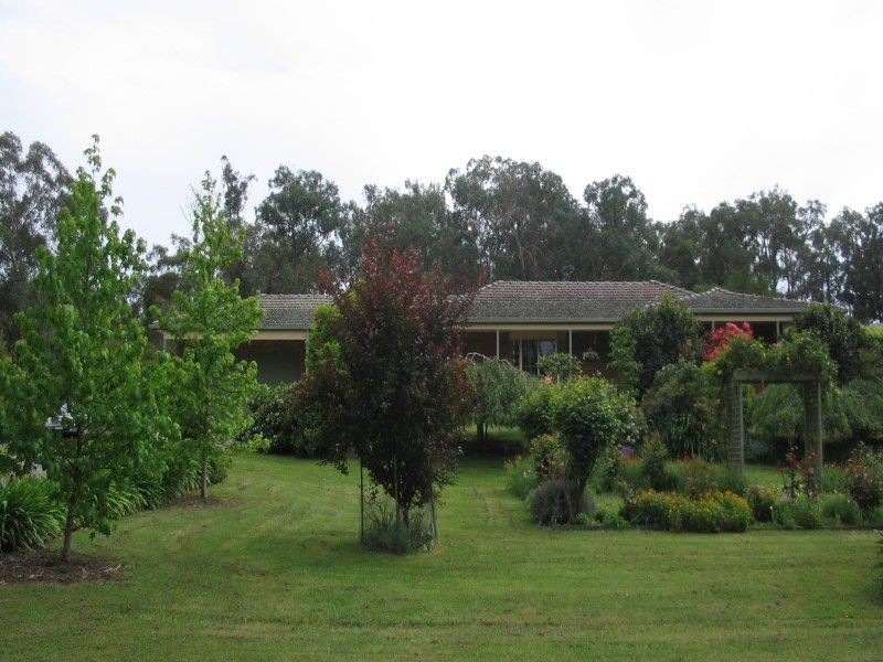 120 Bridgewater Road, Seville East VIC 3139