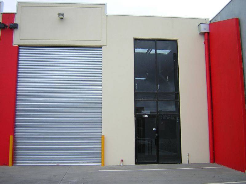 2/16 Regal Drive, Springvale VIC 3171