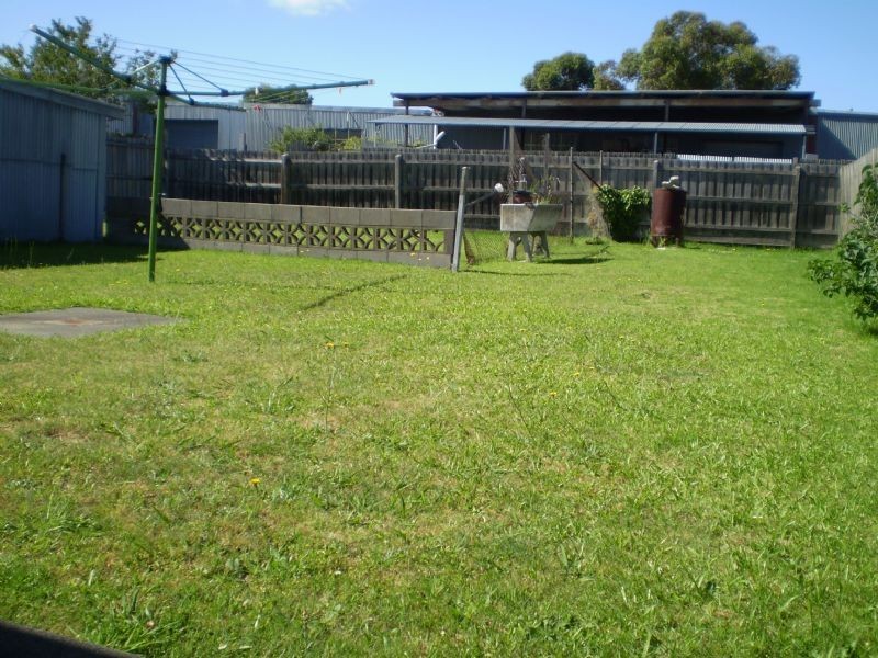 14 Watt Street, Springvale VIC 3171