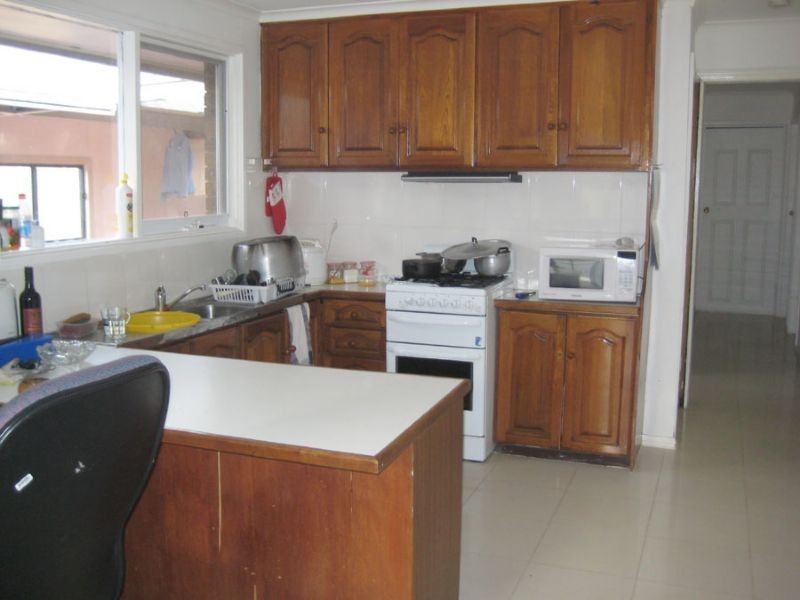 31 Green Valley Crescent, Hampton Park VIC 3976