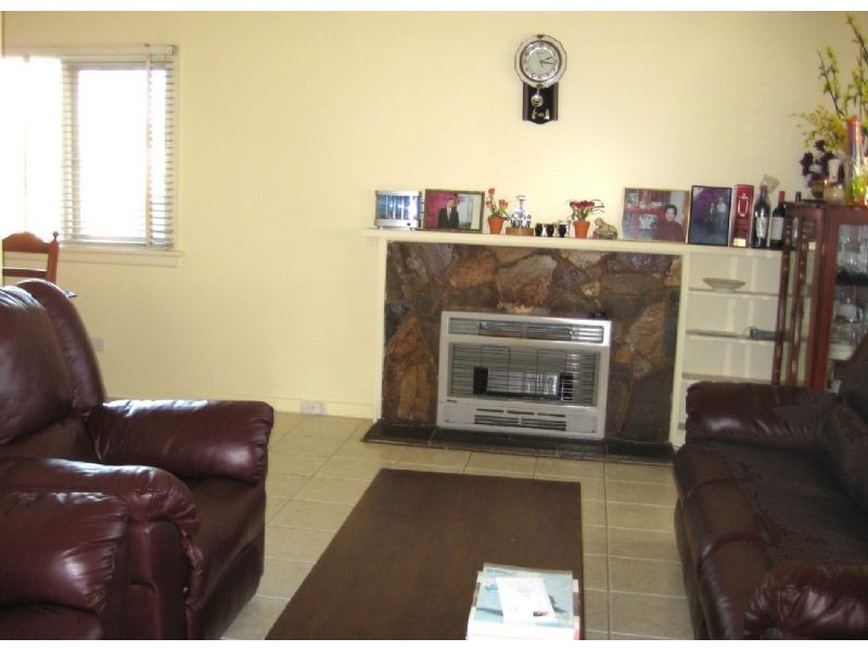 2/138 Westall Road, Springvale VIC 3171