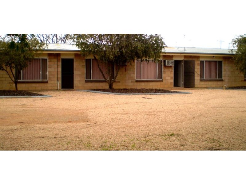 1-7/20-21 Neilpo, Dareton NSW 2717