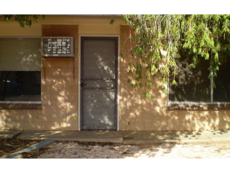 1-7/20-21 Neilpo, Dareton NSW 2717