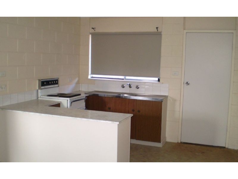 1-7/20-21 Neilpo, Dareton NSW 2717