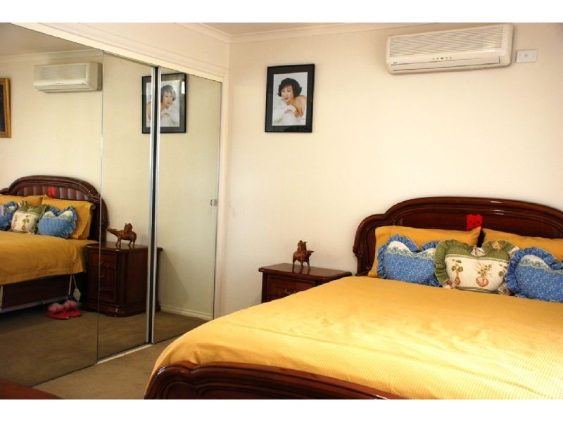 70 Sandown Road, Springvale VIC 3171