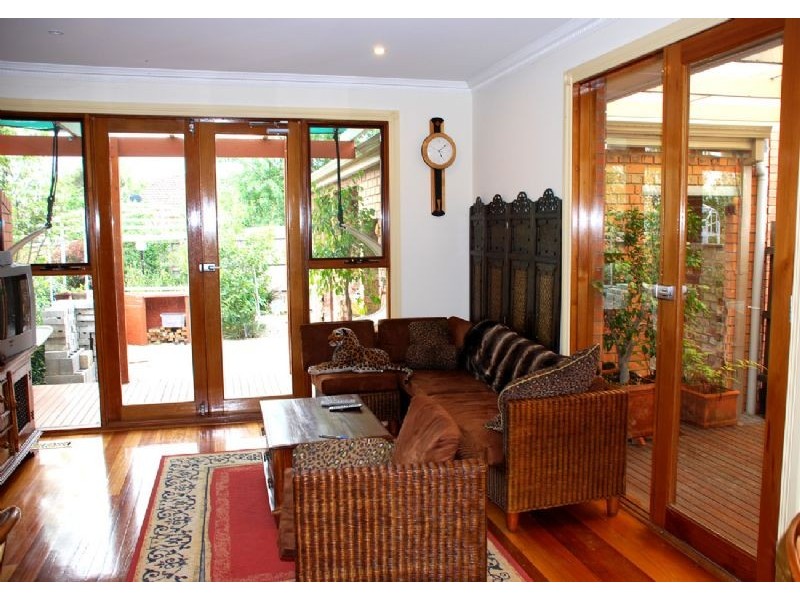 1,2/23 Gray Street, Springvale VIC 3171