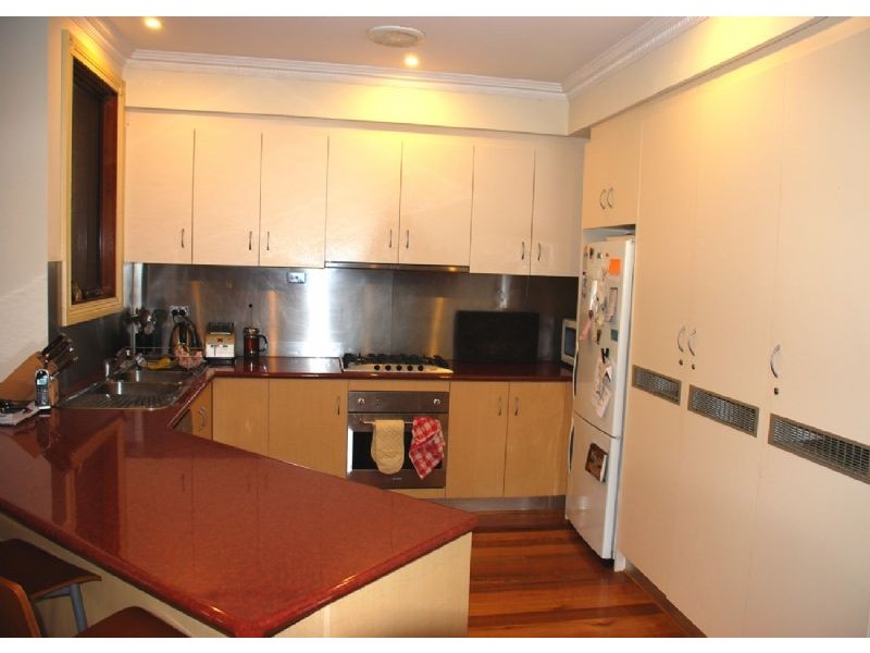 1,2/23 Gray Street, Springvale VIC 3171