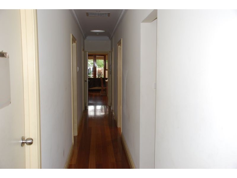 1,2/23 Gray Street, Springvale VIC 3171