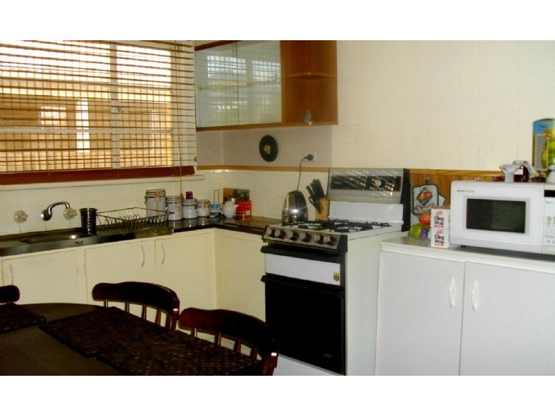 25 Newcomen Road, Springvale VIC 3171