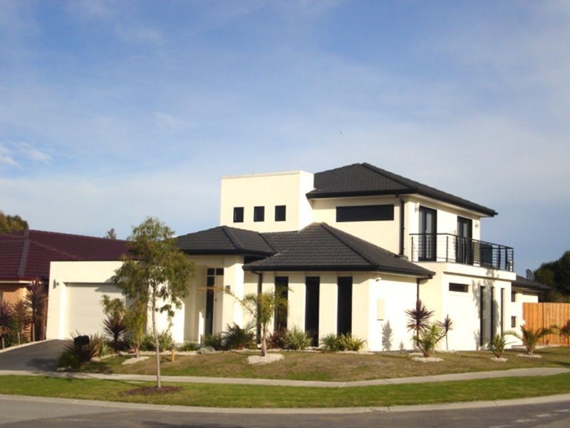 2 EMMALINE CRESCENT, Keysborough VIC 3173