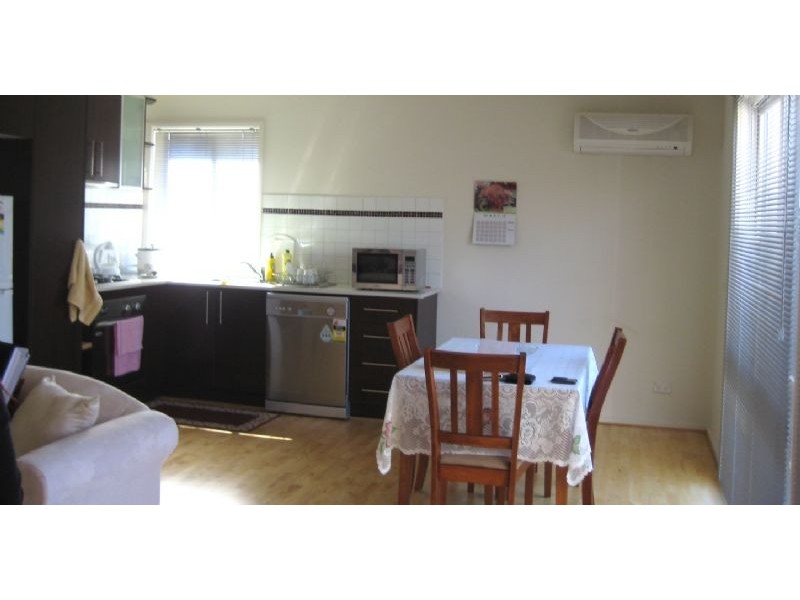 1/135-145 Athol Road, Springvale South VIC 3172