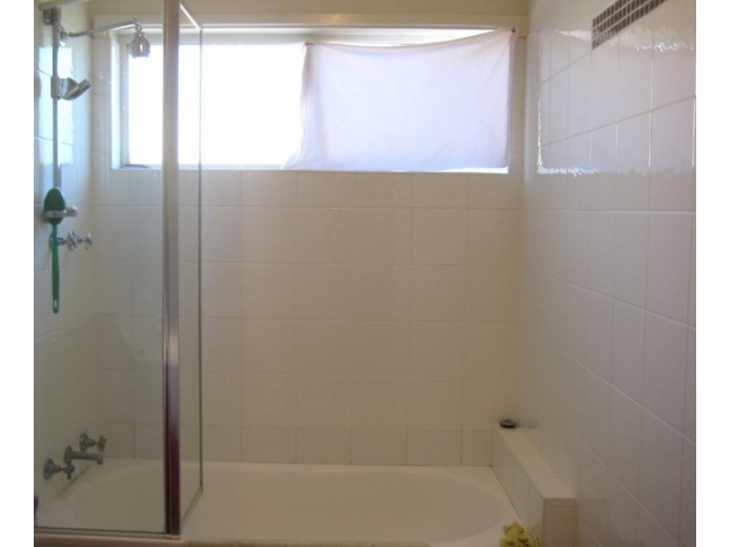 1/135-145 Athol Road, Springvale South VIC 3172