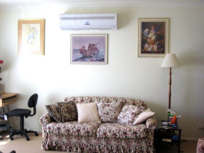 2/20 Whitworth Ave, Springvale VIC 3171