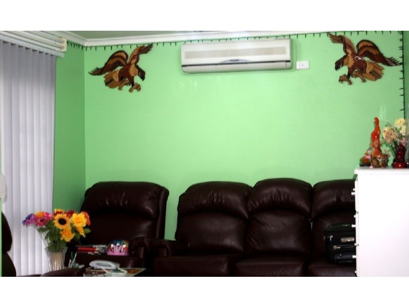 1/1A Woodstock Place, Springvale South VIC 3172