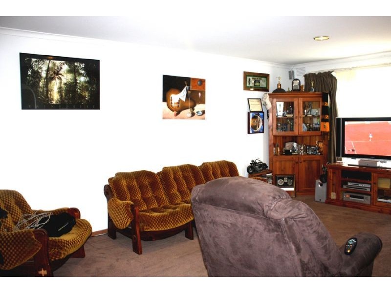 2/196 CORRIGAN ROAD, Noble Park VIC 3174