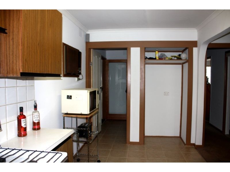 2/196 CORRIGAN ROAD, Noble Park VIC 3174