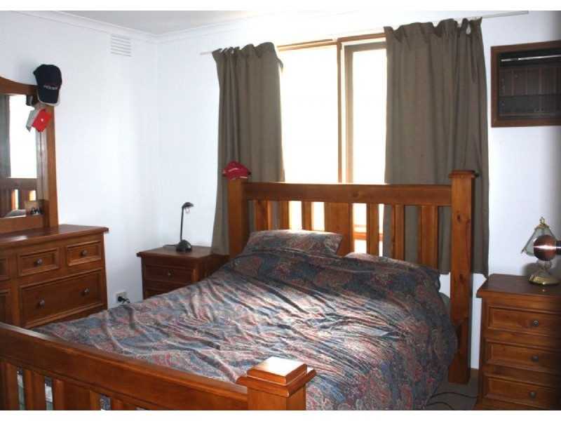 2/196 CORRIGAN ROAD, Noble Park VIC 3174