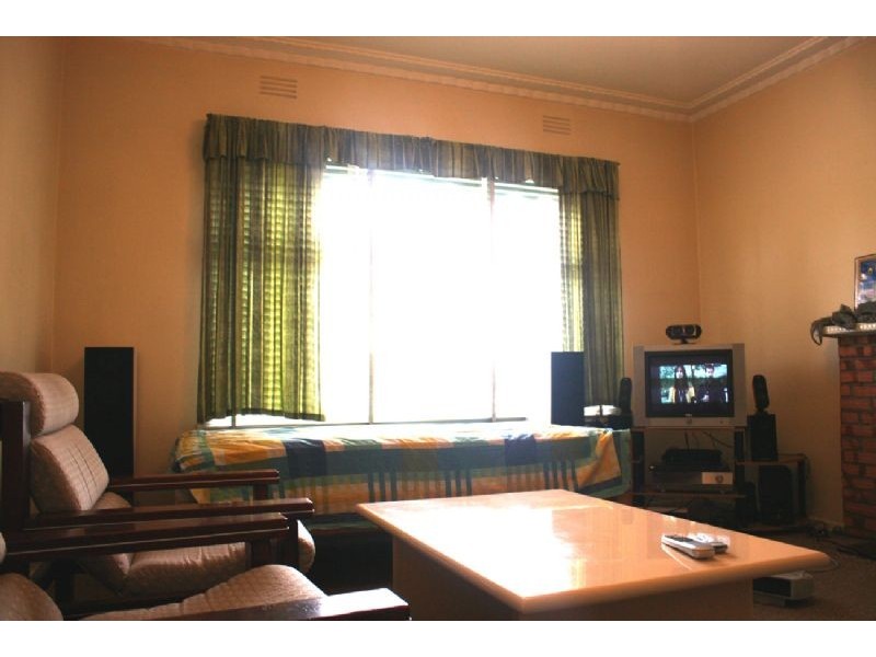 67 SPRINGVALE ROAD, Springvale VIC 3171