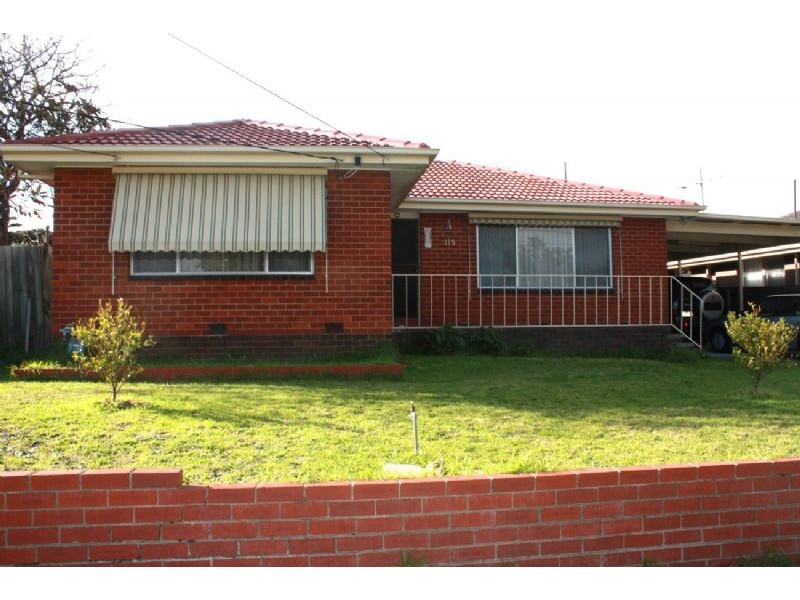 115 BLOOMFIELD RD, Keysborough VIC 3173