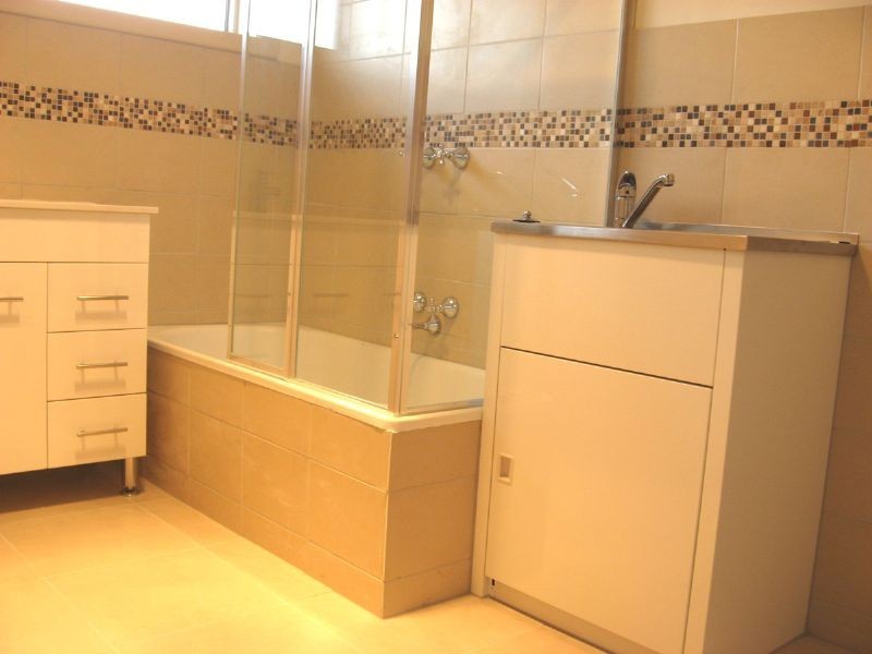 12/6 KELVIN GROVE, Springvale VIC 3171