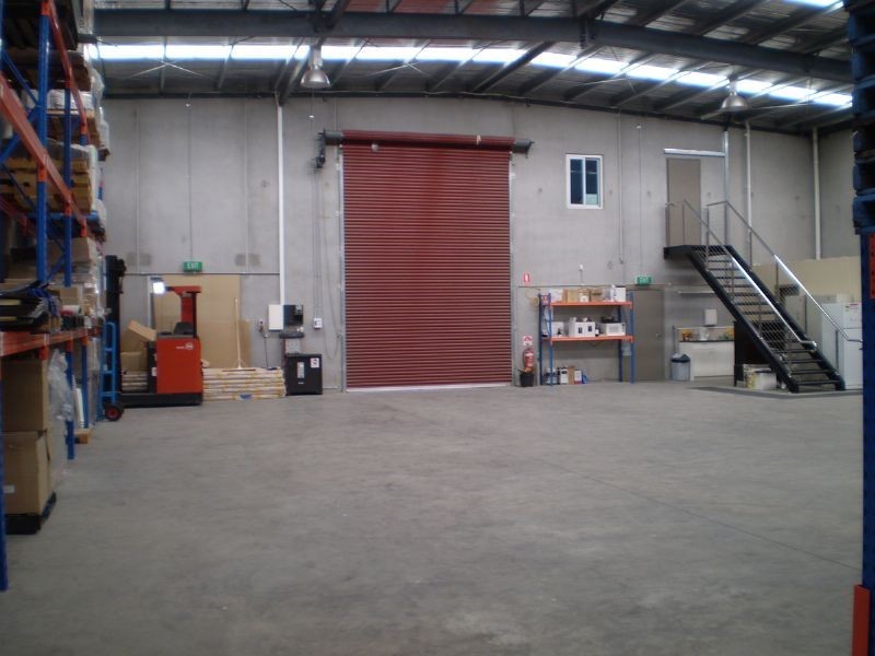 18 REGAL DRIVE, Springvale VIC 3171