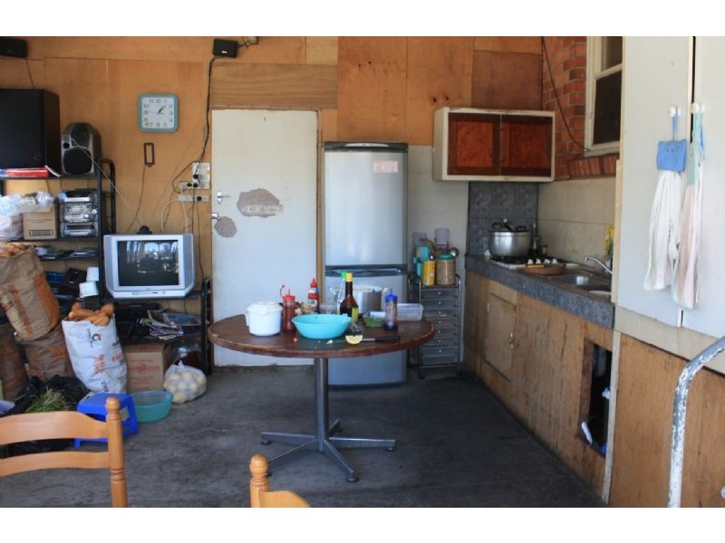 9 DONALD ST, Springvale VIC 3171