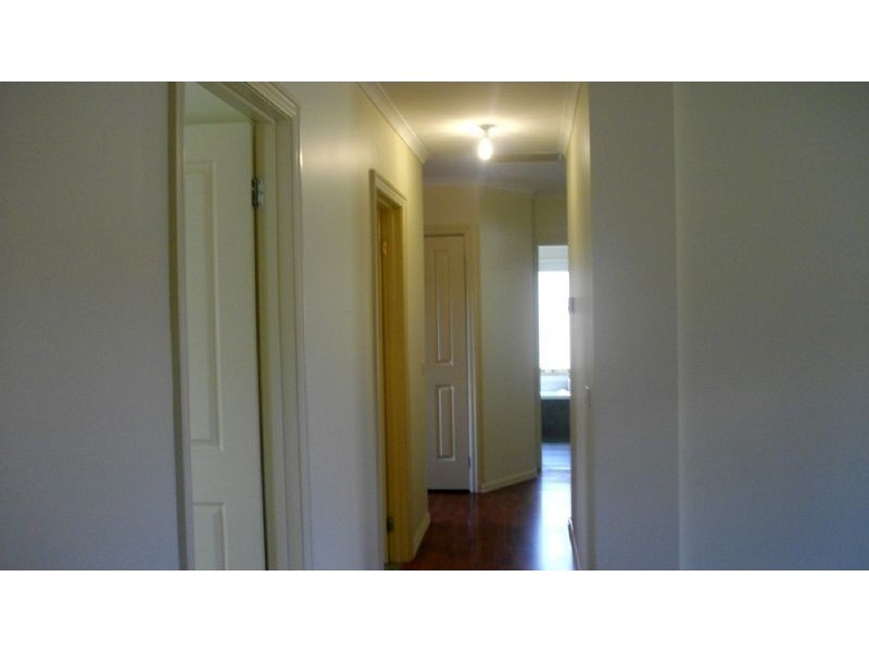 2/23 LEMAN CRESCENT, Noble Park VIC 3174