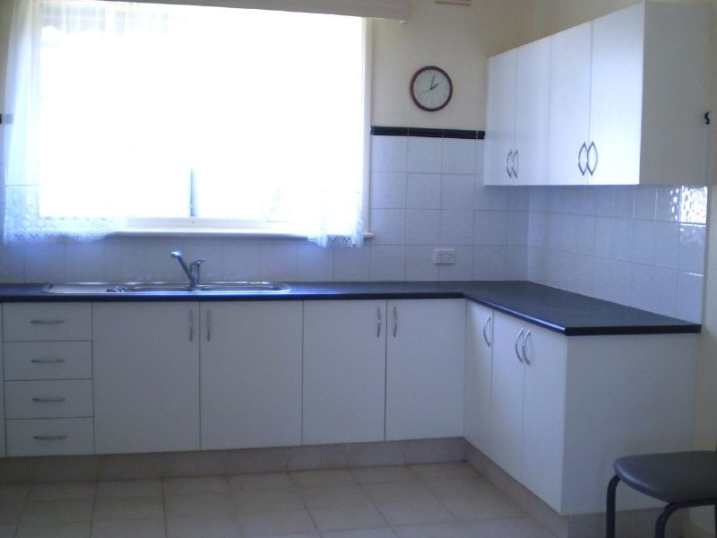 12 DOWLING AVE, Springvale VIC 3171