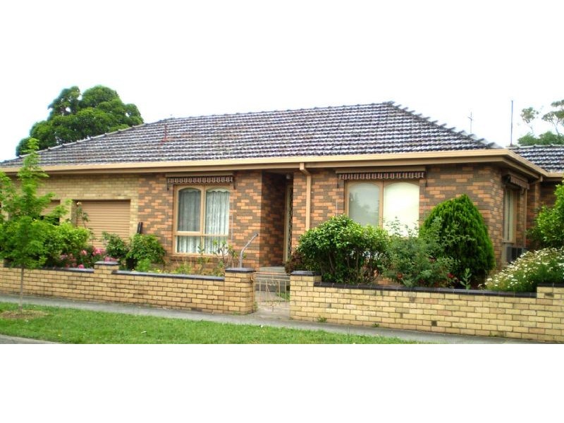 100 Buckley Street, Noble Park VIC 3174
