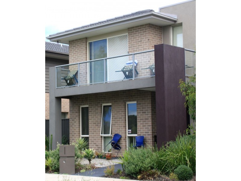 28 Hidden Grove Boulevard, Keysborough VIC 3173