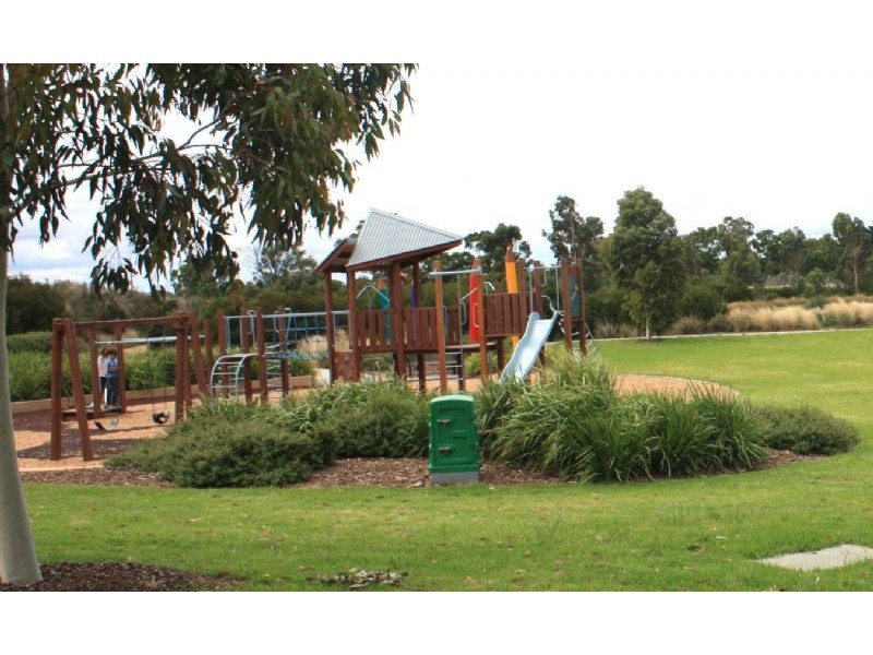 28 Hidden Grove Boulevard, Keysborough VIC 3173