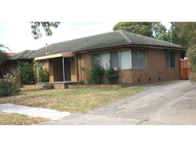 11 Wingala Avenue, Keysborough VIC 3173