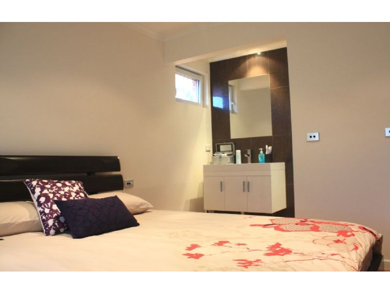 13 NEWMAN AVENUE, Noble Park VIC 3174