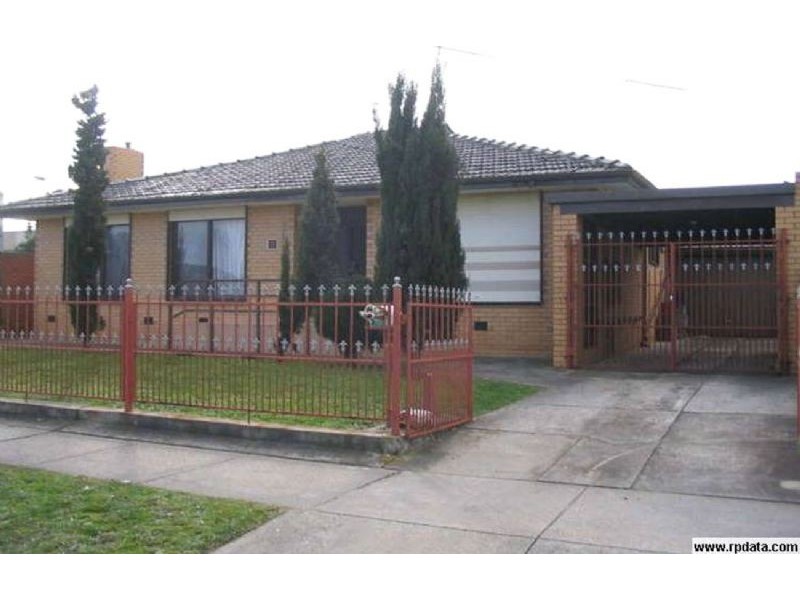 3 MACKAY STREET, Springvale South VIC 3172