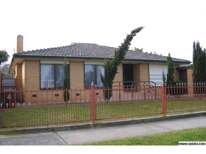 3 MACKAY STREET, Springvale South VIC 3172